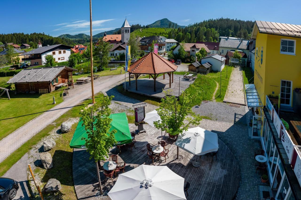 Familie Zuser Hotel Garni Mitterbach Ngoại thất bức ảnh