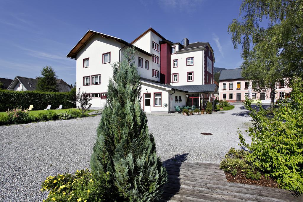 Familie Zuser Hotel Garni Mitterbach Ngoại thất bức ảnh