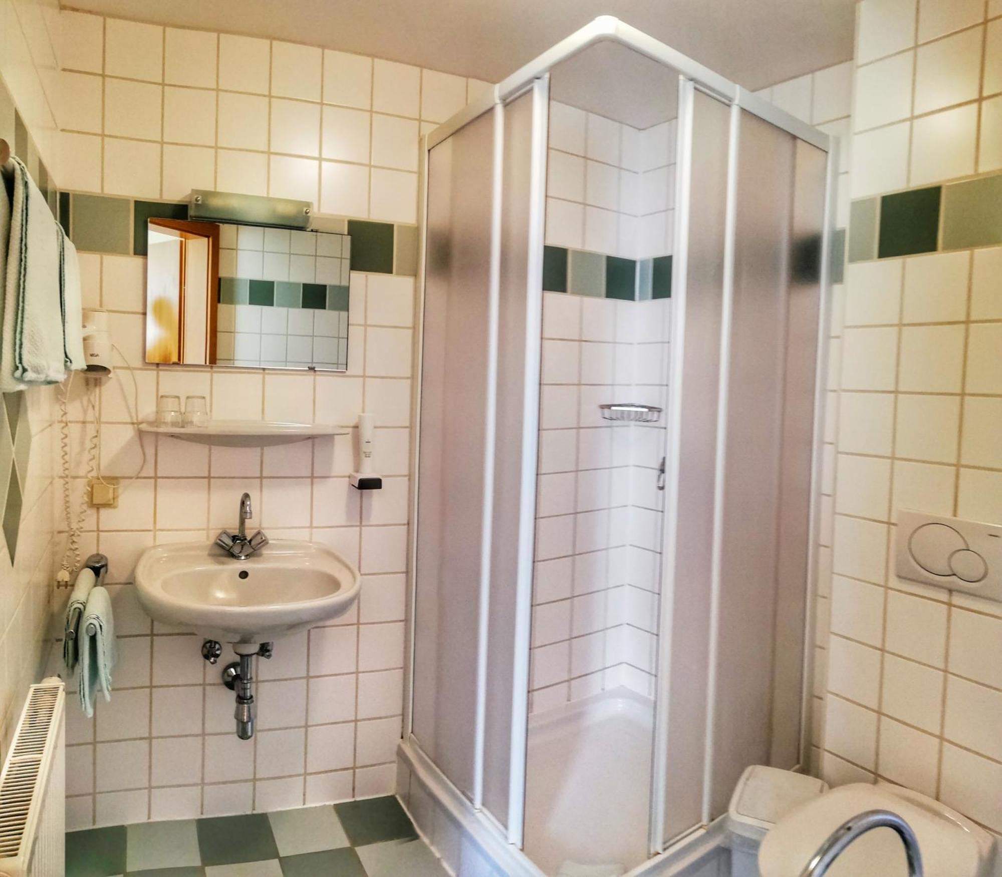 Familie Zuser Hotel Garni Mitterbach Ngoại thất bức ảnh