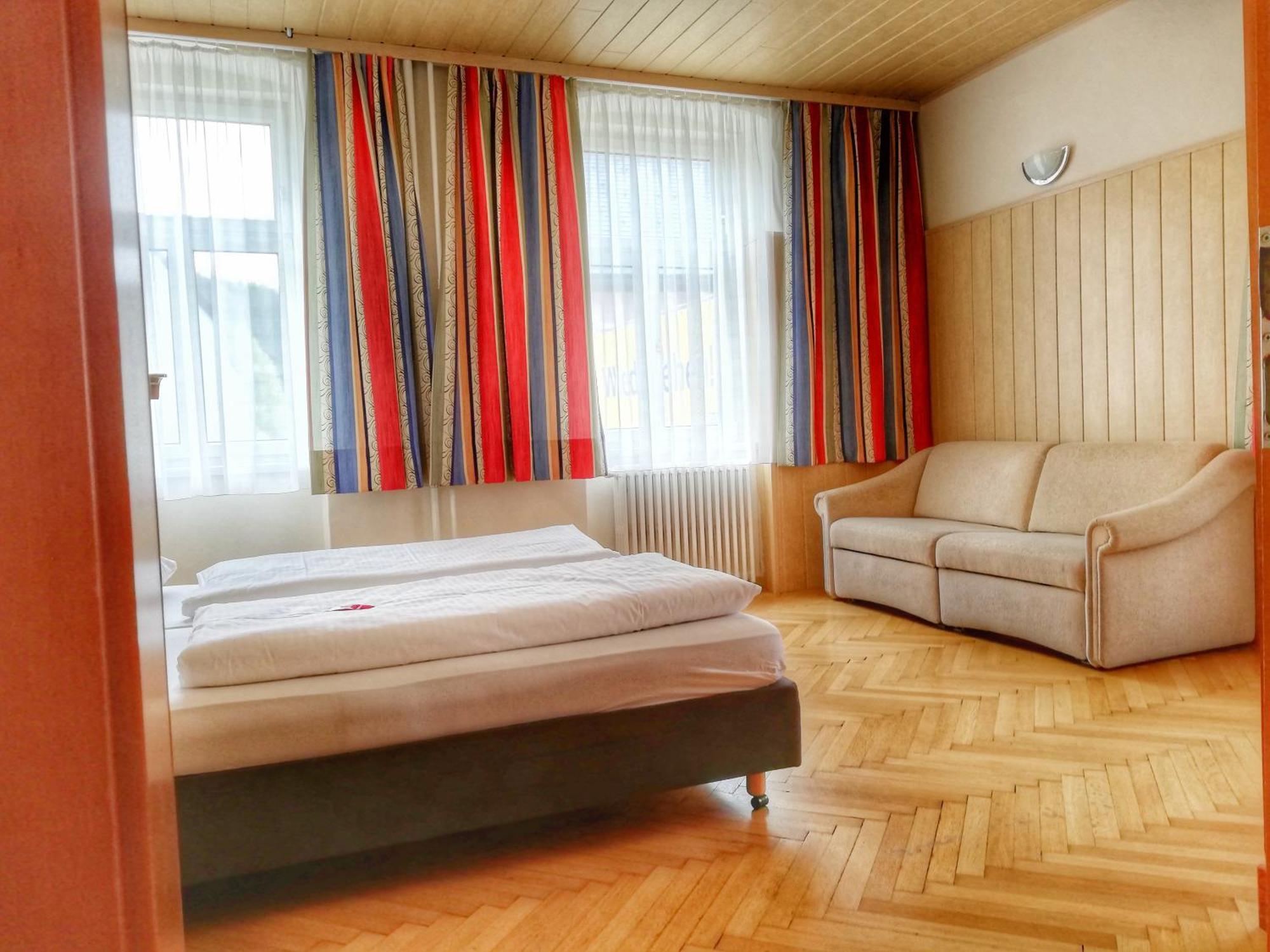Familie Zuser Hotel Garni Mitterbach Ngoại thất bức ảnh
