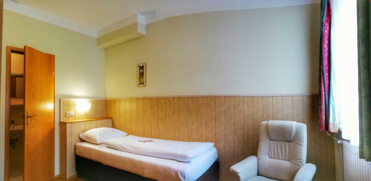 Familie Zuser Hotel Garni Mitterbach Ngoại thất bức ảnh