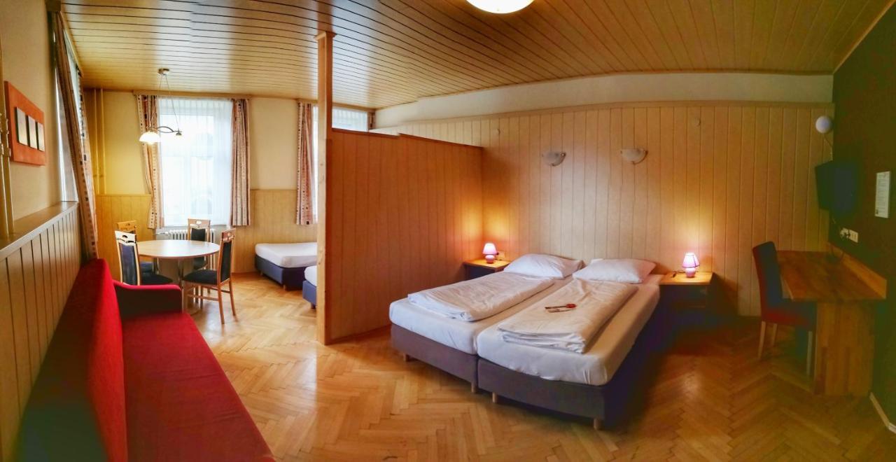 Familie Zuser Hotel Garni Mitterbach Ngoại thất bức ảnh