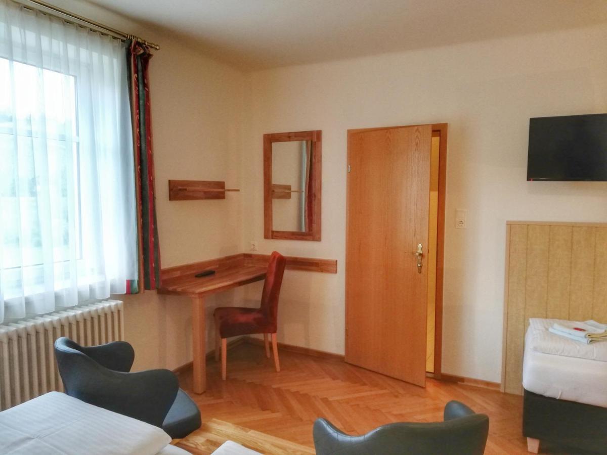 Familie Zuser Hotel Garni Mitterbach Ngoại thất bức ảnh
